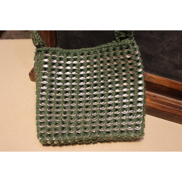 Olive Green Handmade Ladies / Teens Shoulder Bag Pop Tops & Crochet Pattern 7x8" - Picture 5 of 6